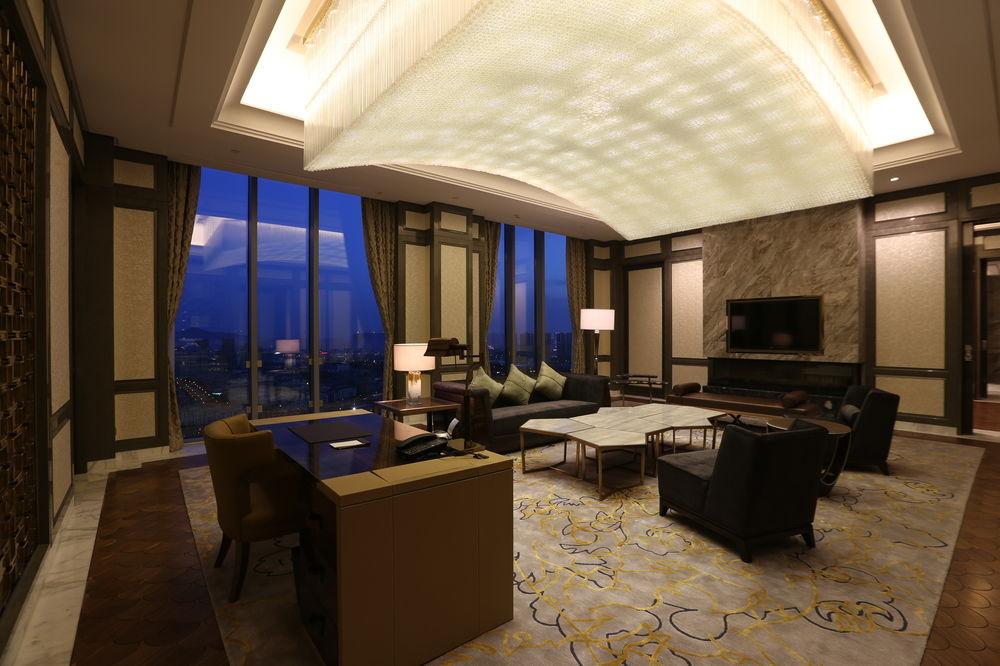 Sheraton Qingdao Licang Hotel Ngoại thất bức ảnh